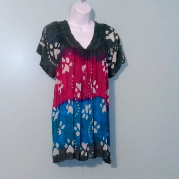 Greater Good Blouse Free‎ Size Fits Like Small Tie Dye Paw Prints - Picture 1 of 11